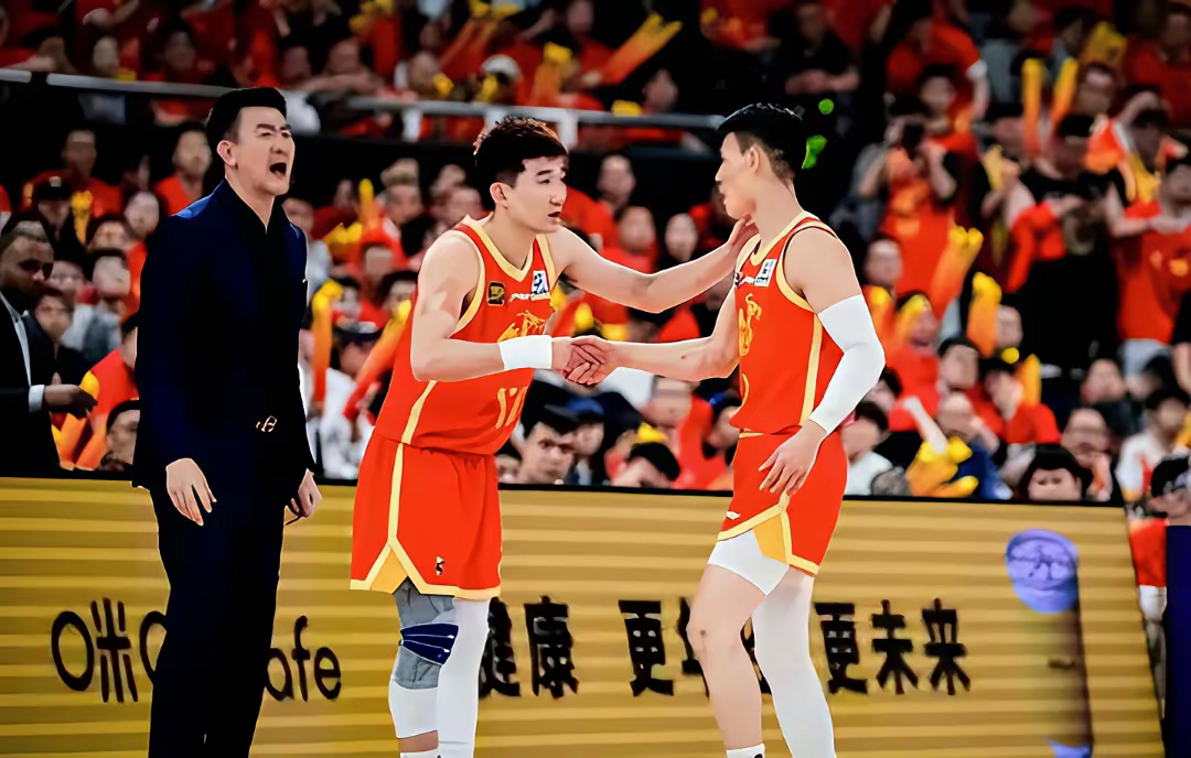 德州扑克-浙江男篮击败青岛康城队，实力逐渐增强